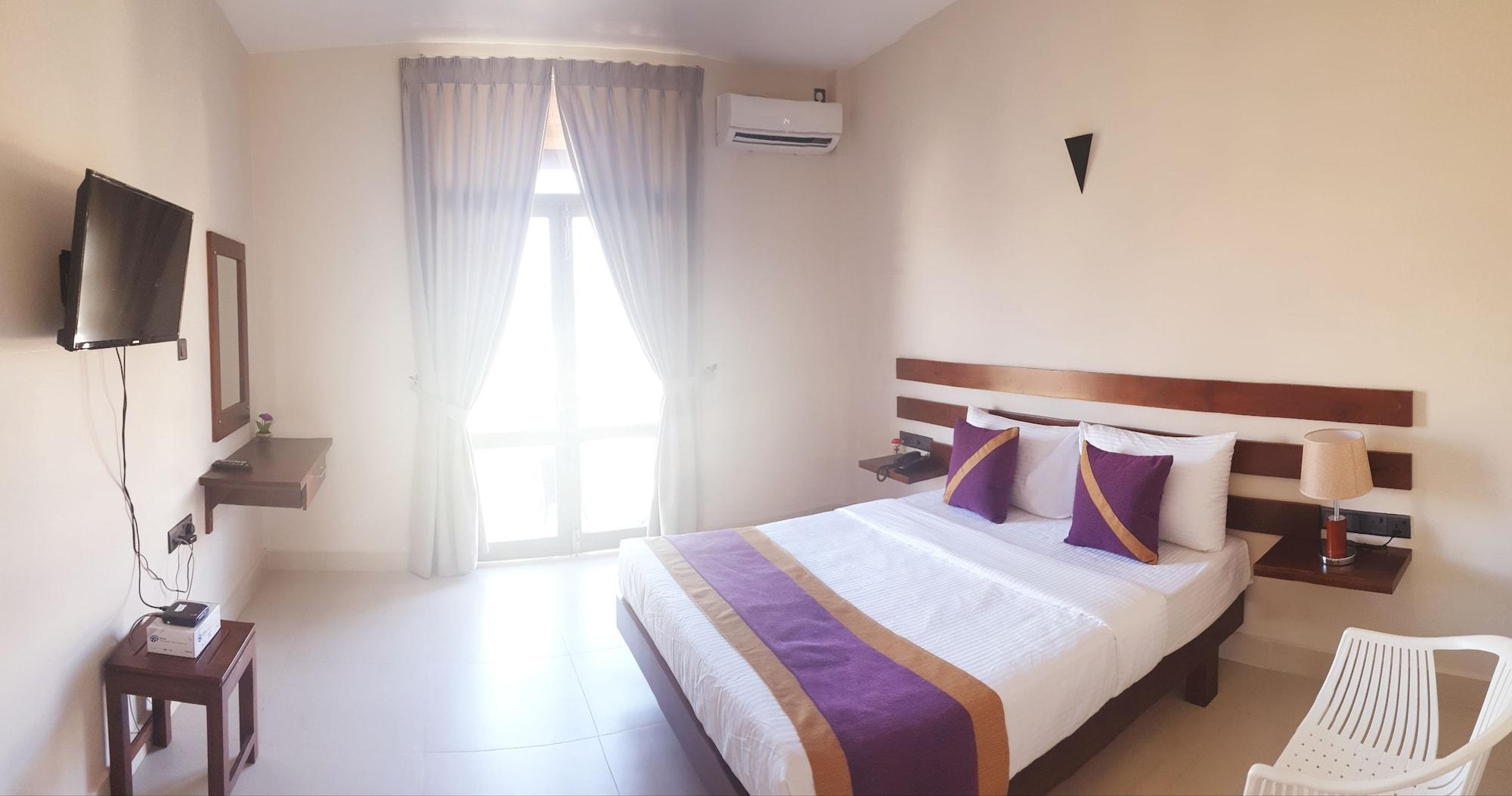 ไฮฟ์ 68 - โฮเต็ล แอนด์ รีสอร์ต  Hotel เนกอมโบ ภายนอก รูปภาพ
