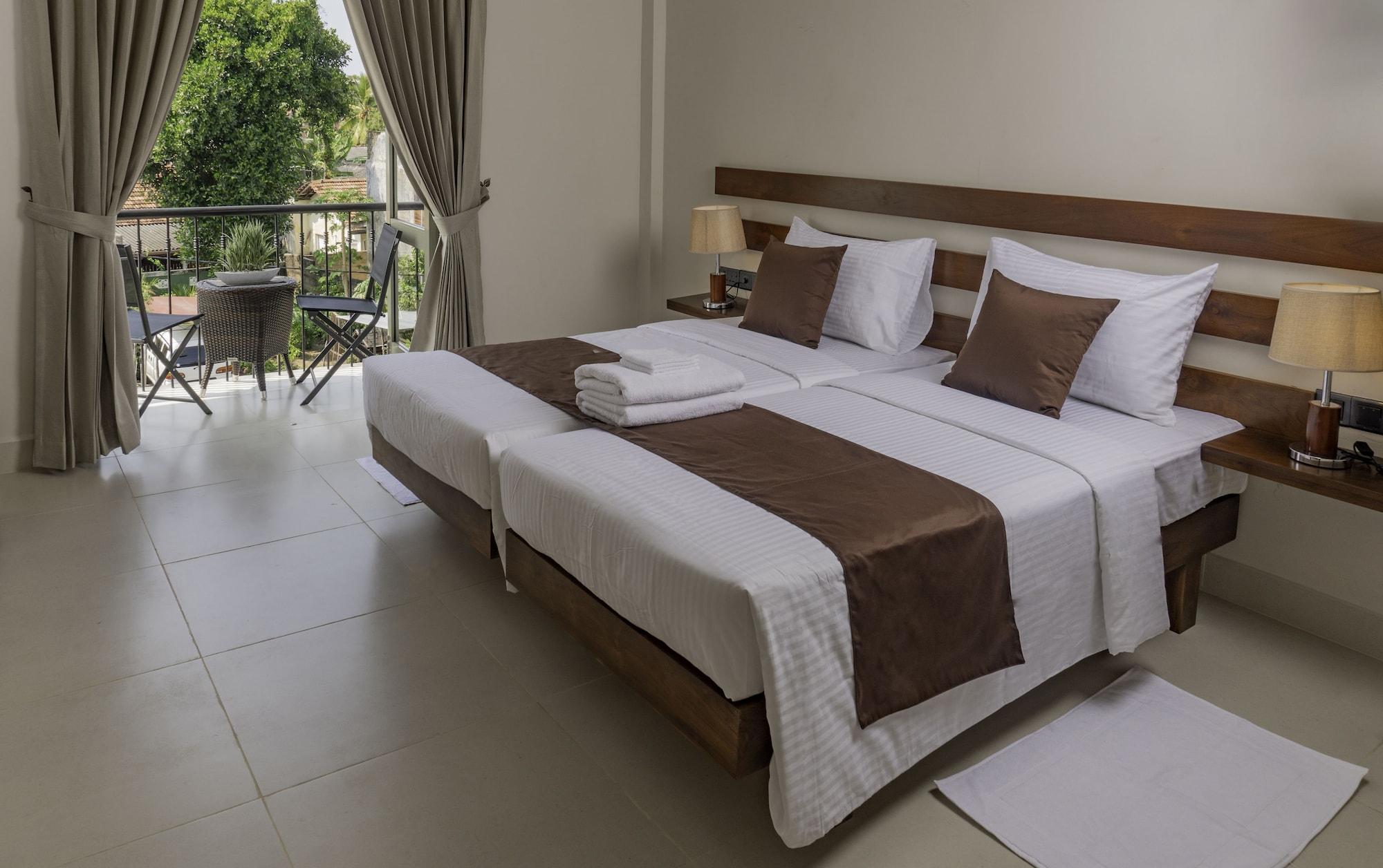 ไฮฟ์ 68 - โฮเต็ล แอนด์ รีสอร์ต  Hotel เนกอมโบ ภายนอก รูปภาพ