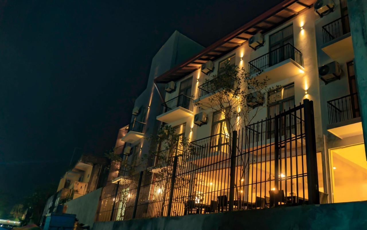 ไฮฟ์ 68 - โฮเต็ล แอนด์ รีสอร์ต  Hotel เนกอมโบ ภายนอก รูปภาพ