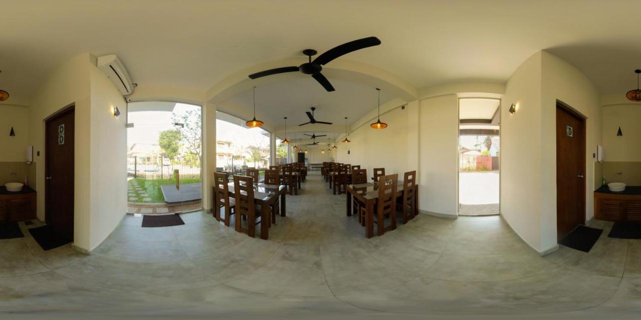ไฮฟ์ 68 - โฮเต็ล แอนด์ รีสอร์ต  Hotel เนกอมโบ ภายนอก รูปภาพ