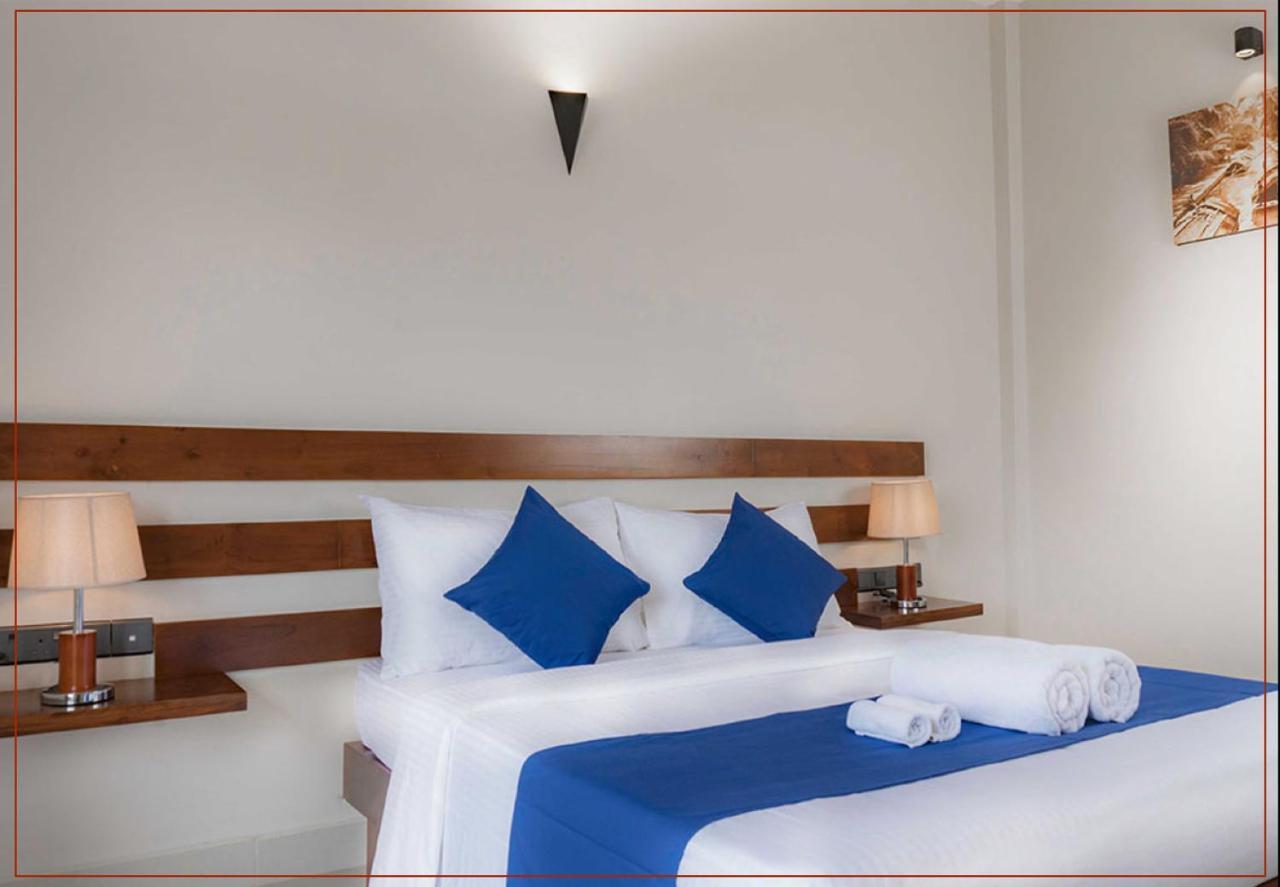 ไฮฟ์ 68 - โฮเต็ล แอนด์ รีสอร์ต  Hotel เนกอมโบ ภายนอก รูปภาพ