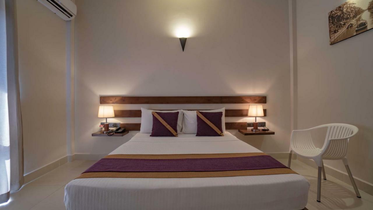 ไฮฟ์ 68 - โฮเต็ล แอนด์ รีสอร์ต  Hotel เนกอมโบ ภายนอก รูปภาพ